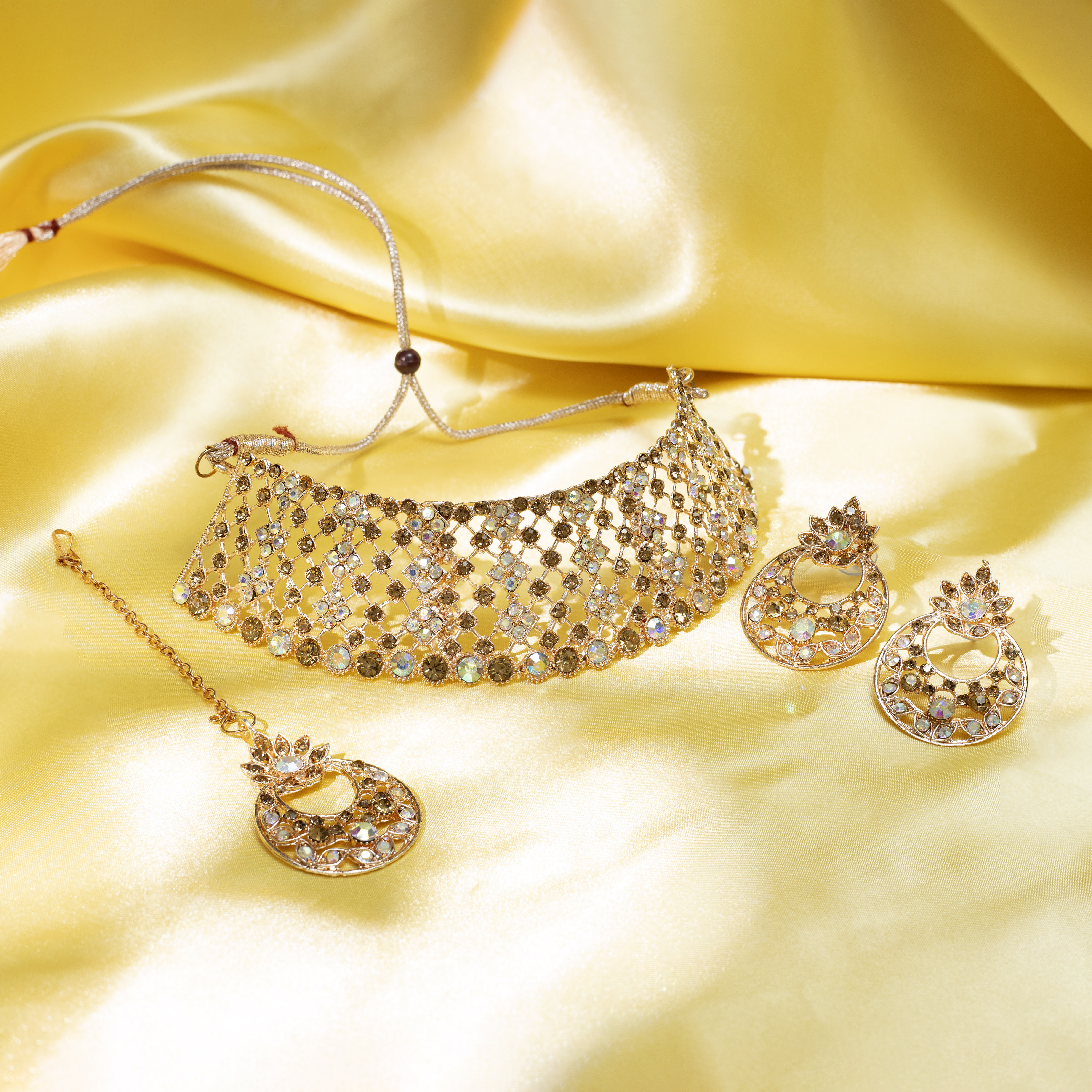 Stone-Studded Designer Choker Necklace Set with Earrings & Maang Tikka